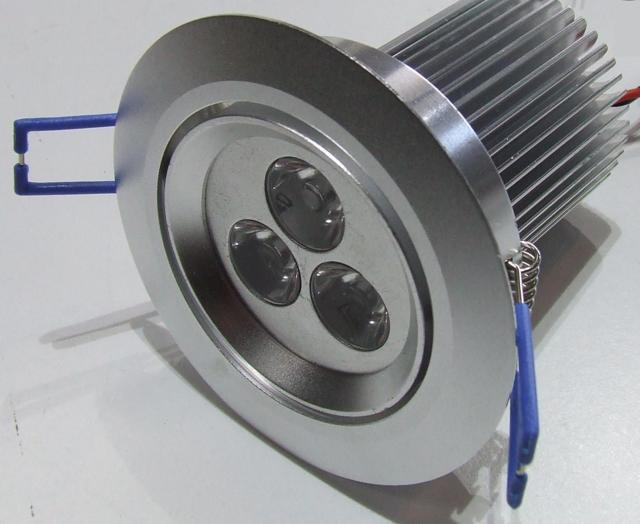 FARETTO IN ALLUMINIO AD INCASSO BASCULANTE CON 3 LED ROTONDA FARETTO IN ALLUMINIO AD INCASSO BASCULANTE CON 3 LED ROTONDA