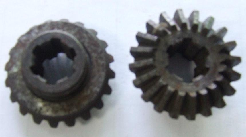 INGRANAGGIO CONICO 20 DENTI PER INNOCENTI LAMBRETTA INGRANAGGIO CONICO 20 DENTI PER INNOCENTI LAMBRETTA