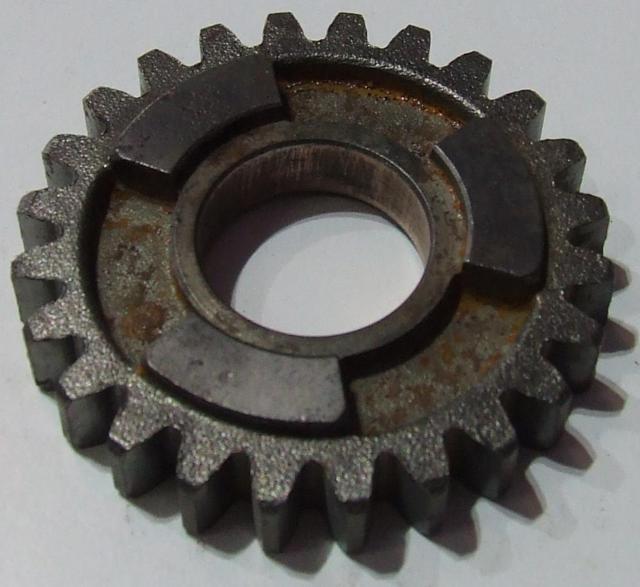 INGRANAGGIO LAMBRETTA ANNI 50 ; 24 DENTI CON SELETT. INCORPORATO INGRANAGGIO LAMBRETTA ANNI 50 ; 24 DENTI CON SELETT. INCORPORATO