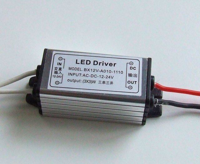 ALIMENTATORE DRIVER PER LED 9WATT