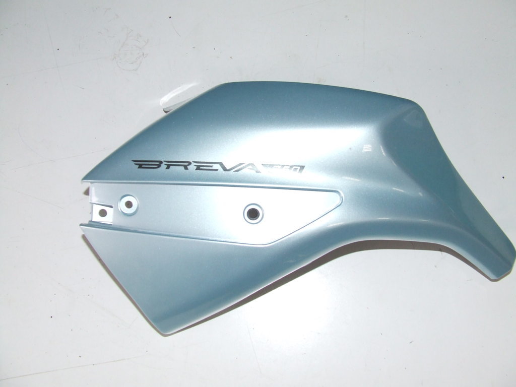 MOTO GUZZI BREVA 750 FIANCHETTO LATERALE SX COD.32576310 MOTO GUZZI BREVA 750 FIANCHETTO LATERALE SX COD.32576310