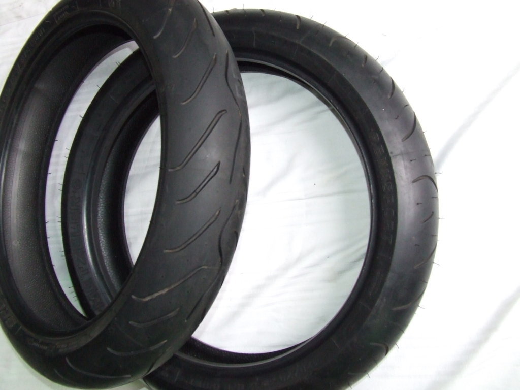 METZELER PNEUMATICO SPORTEC M3 120/70-ZR-17 TUBELESS MC58W METZELER PNEUMATICO SPORTEC M3 120/70-ZR-17 TUBELESS MC58W