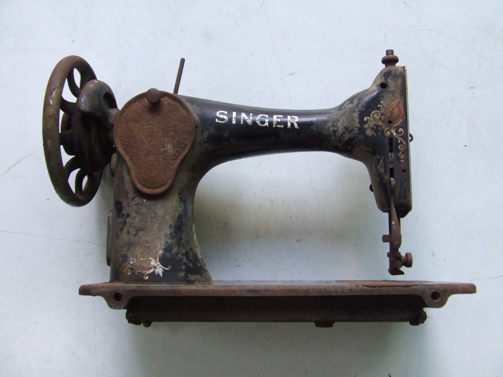 SINGER MACCHINA PER CUCIRE ANNI 20 DA RESTAURARE SINGER MACCHINA PER CUCIRE ANNI 20 DA RESTAURARE