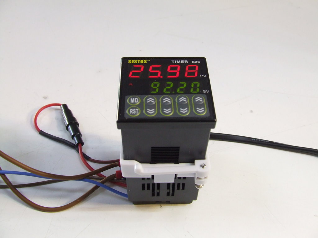 SESTOS STRUMENTO TIMER 220 VOLT PER MACCHINE A CONTROLLO NUMERIC - Clicca l'immagine per chiudere