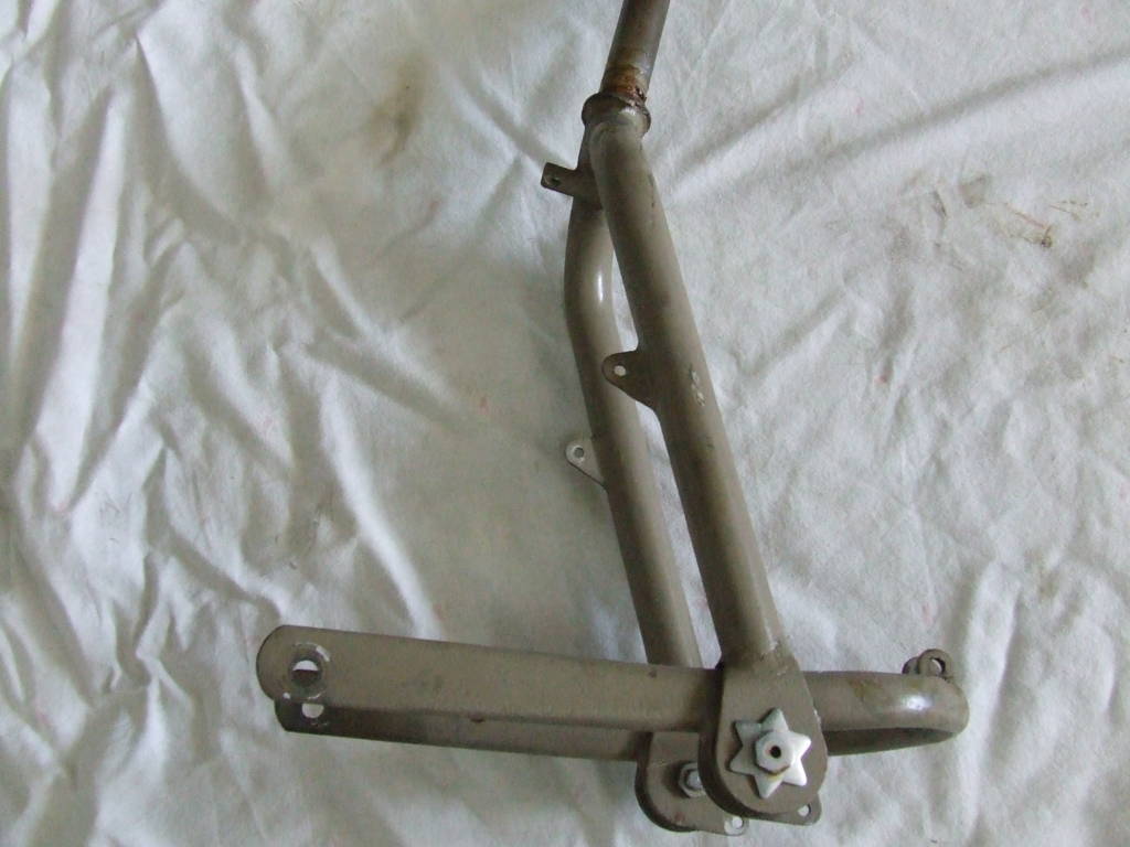 AERMACCHI CIGNO 125 CC 3 MARCE 1952 FORCELLA ANTERIORE USATA AERMACCHI CIGNO 125 CC 3 MARCE 1952 FORCELLA ANTERIORE USATA