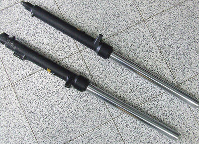 HONDA VT500 E AMMORTIZZATORI ANTERIORI STELI USATO HONDA VT500 E AMMORTIZZATORI ANTERIORI STELI USATO
