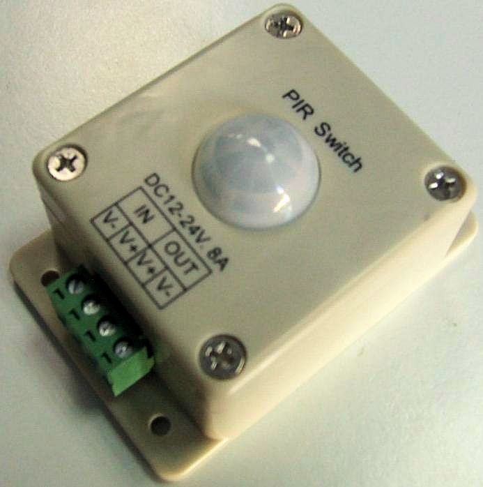 UNIT WITH PIR SENSOR