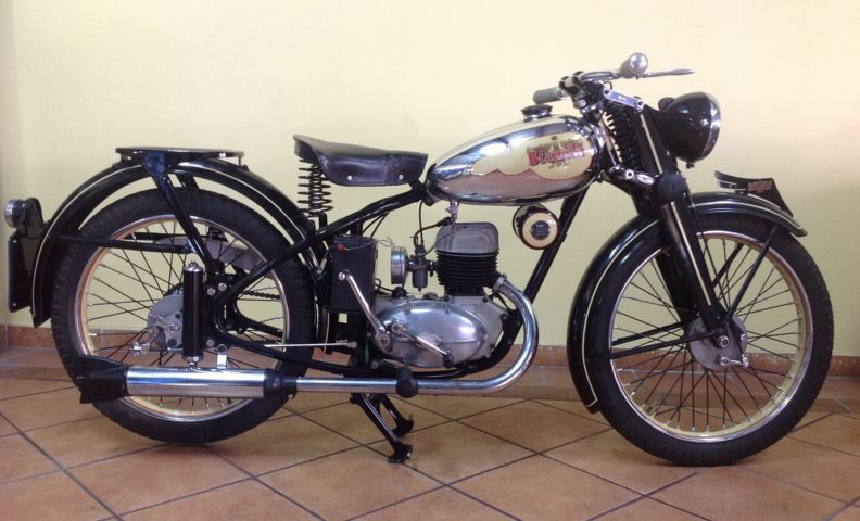 BIANCHI BIANCHINA 125 CC 2 TEMPI 3 MARCE 1951