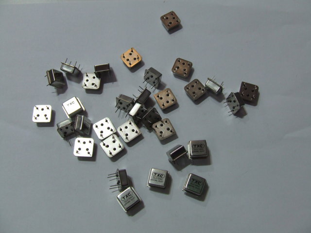 28,632 MHZ OSCILLATORE 13X13mm 28,632 MHZ OSCILLATORE 13X13mm