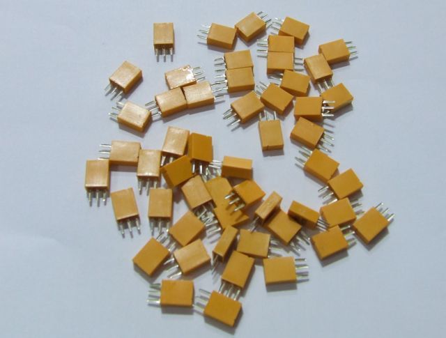 460 B 3 PIN FILTRI CERAMICI 460 B 3 PIN FILTRI CERAMICI