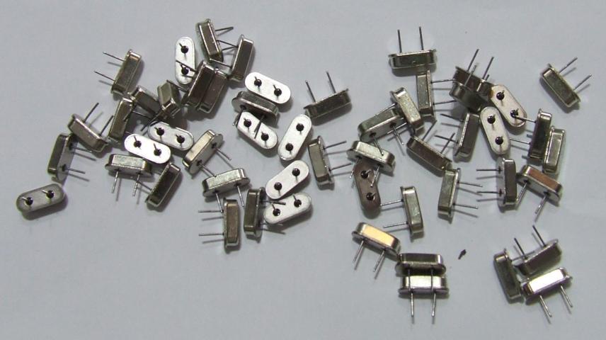 12,288 QUARZO 12,288 MHZ UC 49 12,288 QUARZO 12,288 MHZ UC 49