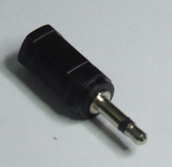 ADATTATORE SPINA 2,5 M PRESA 6,3 M ADATTATORE SPINA 2,5 M PRESA 6,3 M