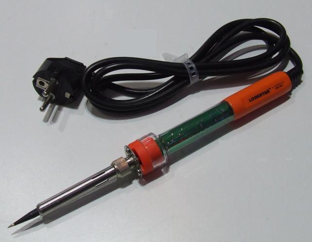 SALDATORE PER ELETTRONICA 40 WATT 220 VOLT CORPO TRASPARENTE SALDATORE PER ELETTRONICA 40 WATT 220 VOLT CORPO TRASPARENTE