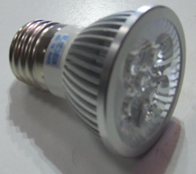4 1Watt LED SPOT LAMP TO COOL WHITE E27 220VOLT
