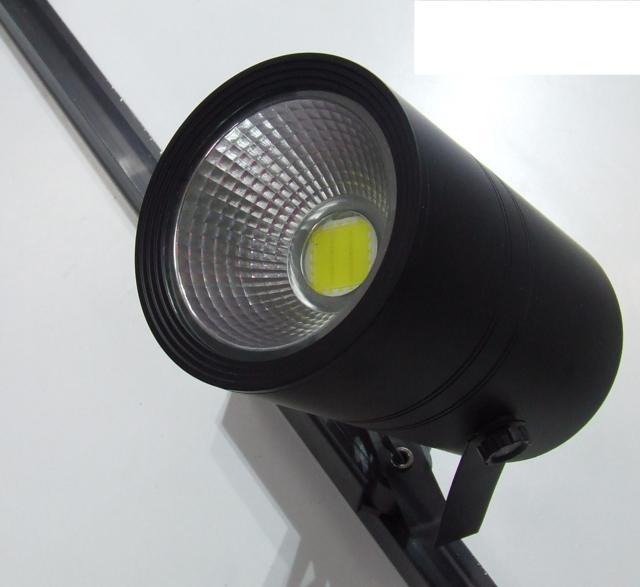 SPOTLIGHT LED TECHNOLOGY ON TRACK 20 WATT COOL WHITE 6500  KEL