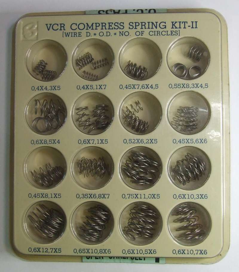 SET DA 70 MOLLE IN ACCIAIO A COMPRESSIONE IN 16 DIVERSE MISURE SET DA 70 MOLLE IN ACCIAIO A COMPRESSIONE IN 16 DIVERSE MISURE