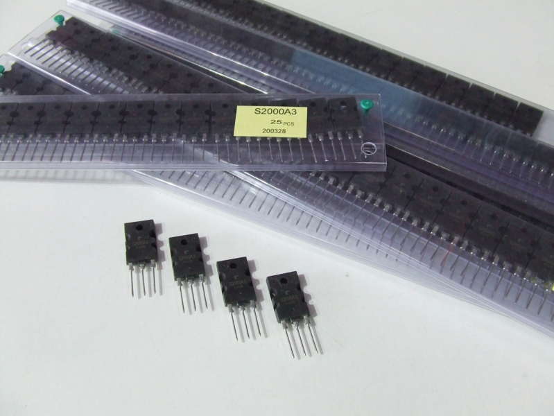 S2000A3 TRANSISTOR TOSHIBA STECCA DA 25 PEZZI