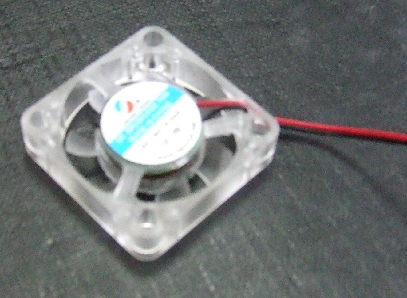 MINIATURE FAN WITH HIGH ROTATION 10-11-13 K RPM