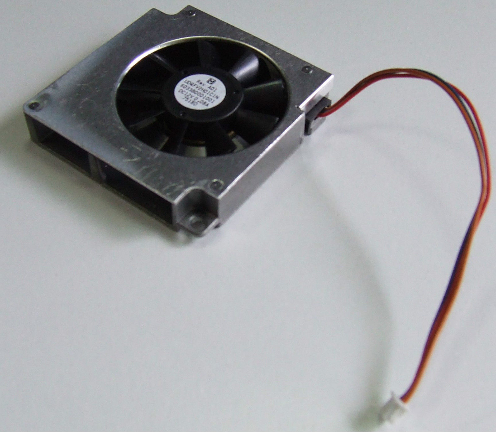MINIATURE FAN WITH HIGH ROTATION 3.5 K RPM