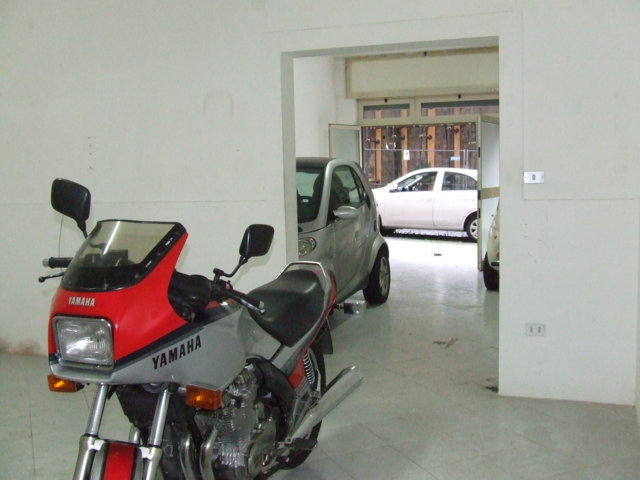 LOCALE COMMERCIALE UFFICIO CON DEPOSITO O USO BOX LOCALE COMMERCIALE UFFICIO CON DEPOSITO O USO BOX