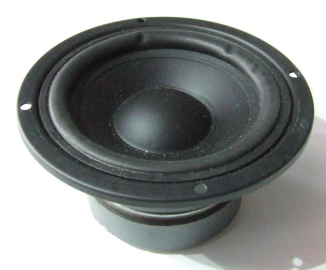 ALTOPARLANTE WOOFER Ř 11,5 IMP 8 OHM ALTOPARLANTE WOOFER Ř 11,5 IMP 8 OHM