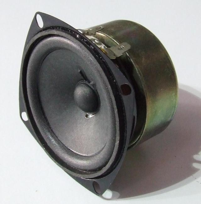 ALTOPARLANTE AMAGNETICO WOOFER 8 X 8 X 5 IMP 4 OHM ALTOPARLANTE AMAGNETICO WOOFER 8 X 8 X 5 IMP 4 OHM