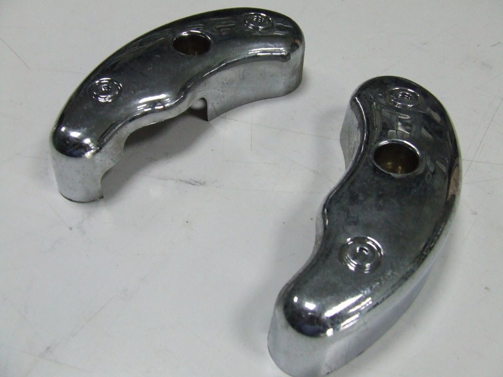 LAMBRETTA PATO 151CC CARENA COPRILEVERAGGIO ANTERIORE COPPIA LAMBRETTA PATO 151CC CARENA COPRILEVERAGGIO ANTERIORE COPPIA