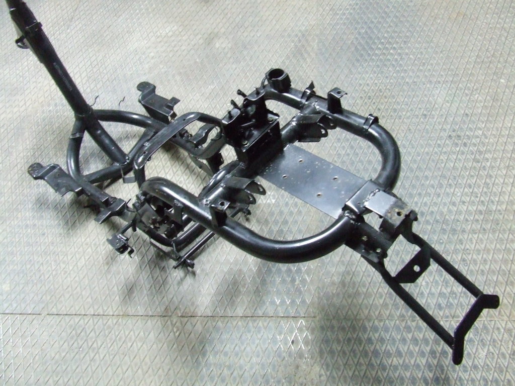 LAMBRETTA PATO 151CC TELAIO COMPLETO RICAMBIO ORIGINALE LAMBRETTA PATO 151CC TELAIO COMPLETO RICAMBIO ORIGINALE