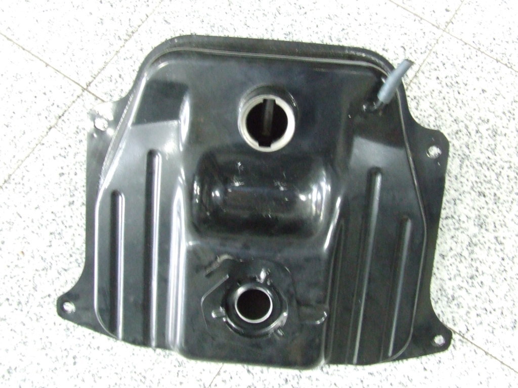 LAMBRETTA PATO 151CC SERBATOIO CARBURANTE SENZA TAPPO E GALLEGGI