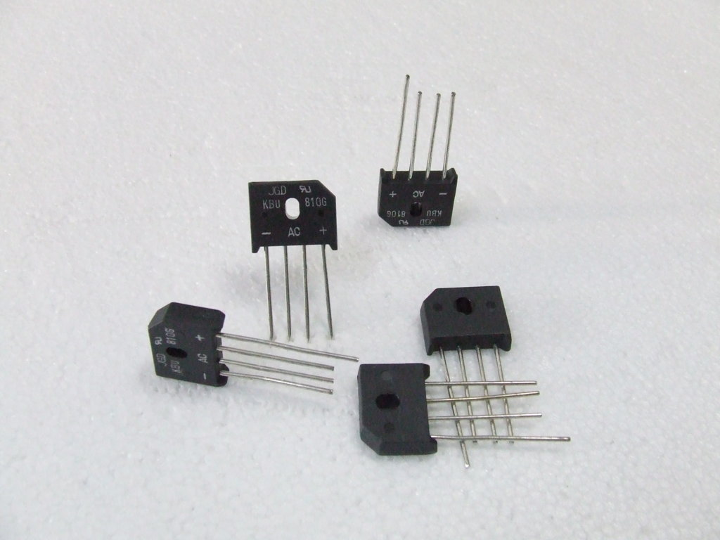KBU 810G PONTE RADDRIZZATORE 8AMPERE 1000VOLT PEZZI 5 KBU 810G PONTE RADDRIZZATORE 8AMPERE 1000VOLT PEZZI 5