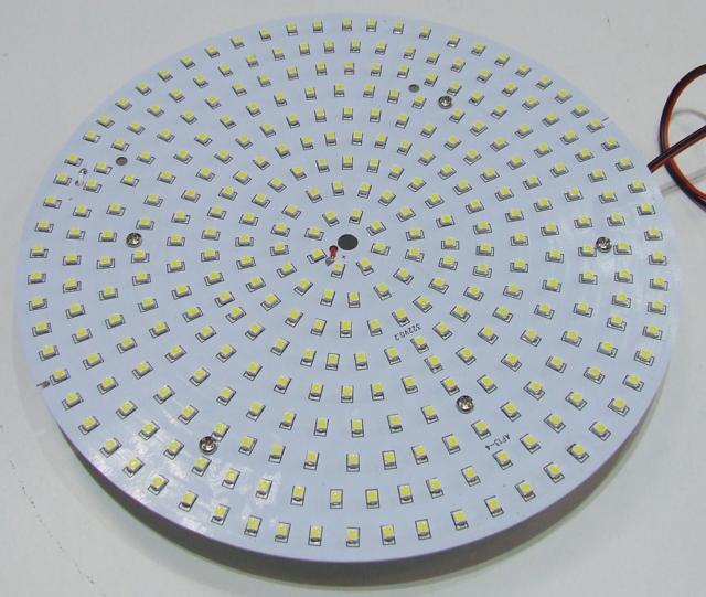 PLAFONIERA A LED CIRCOLARE ULTRASLIM LUCE CALDA 3500K 20W 220V PLAFONIERA A LED CIRCOLARE ULTRASLIM LUCE CALDA 3500K 20W 220V