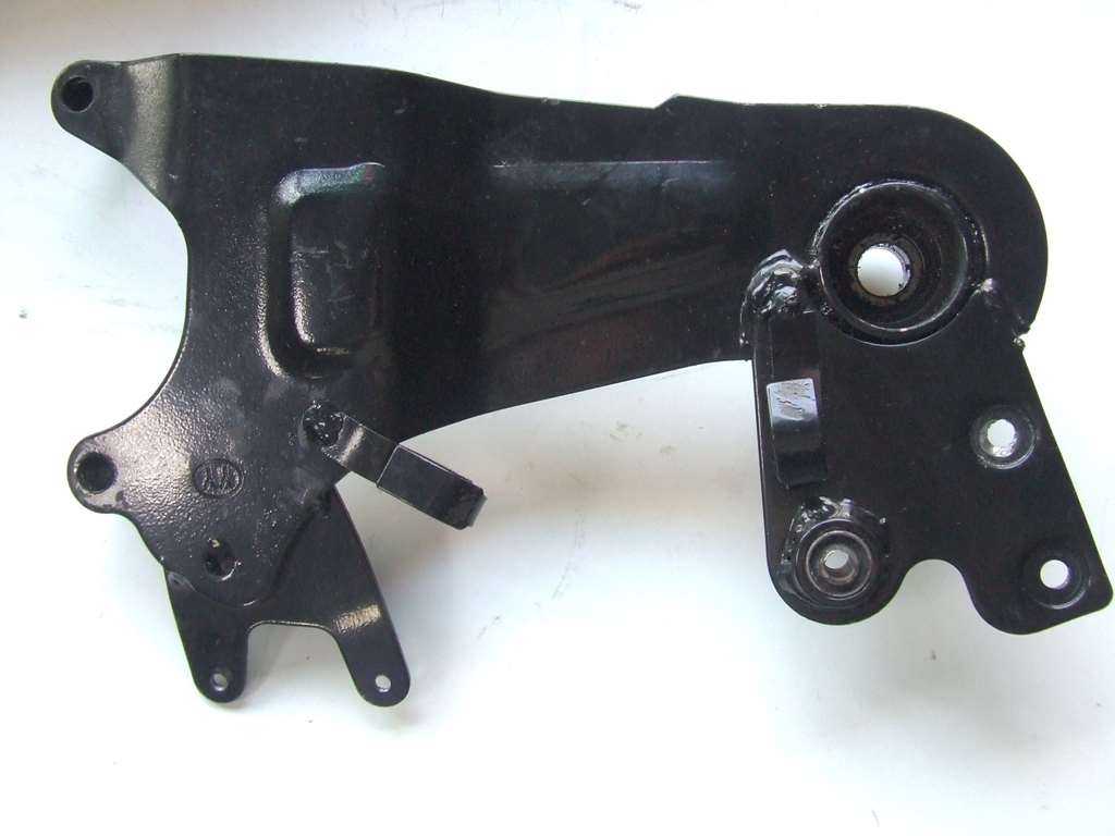 LAMBRETTA PATO 151CC PIASTRA RUOTA ANTERIORE CON CUSCINETTO LAMBRETTA PATO 151CC PIASTRA RUOTA ANTERIORE CON CUSCINETTO