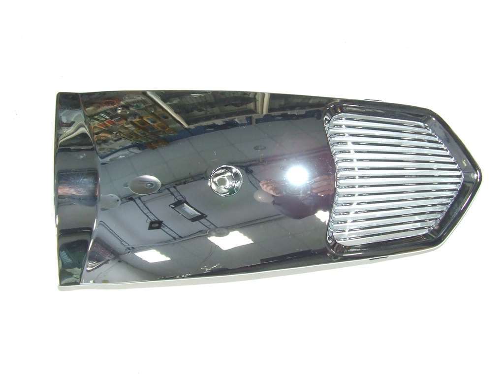 LAMBRETTA PATO 151CC MASCHERINA IN PLASTICA CROMATA ANTERIORE LAMBRETTA PATO 151CC MASCHERINA IN PLASTICA CROMATA ANTERIORE