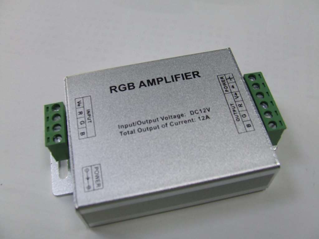 RGB AMPLIFICATORE DC 12V 3 CANALI 144W CATODO COMUNE