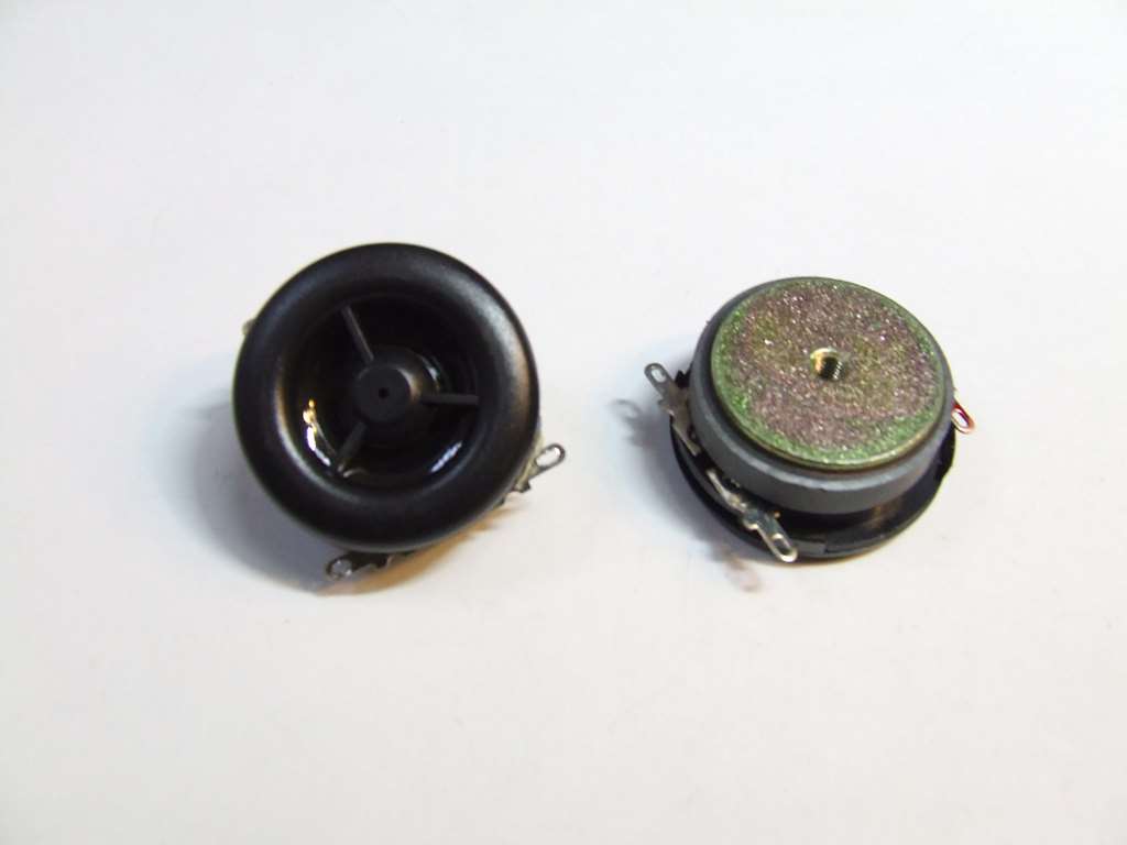 TWEETER UNIVOX 813DT3 4 OHM TWEETER UNIVOX 813DT3 4 OHM