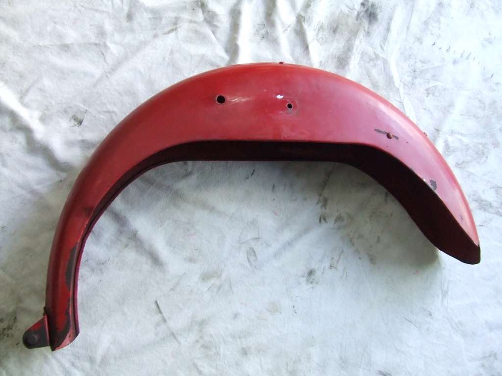 BENELLI LEONCINO 125 CC 1956 PARAFANGO POSTERIORE USATO BENELLI LEONCINO 125 CC 1956 PARAFANGO POSTERIORE USATO