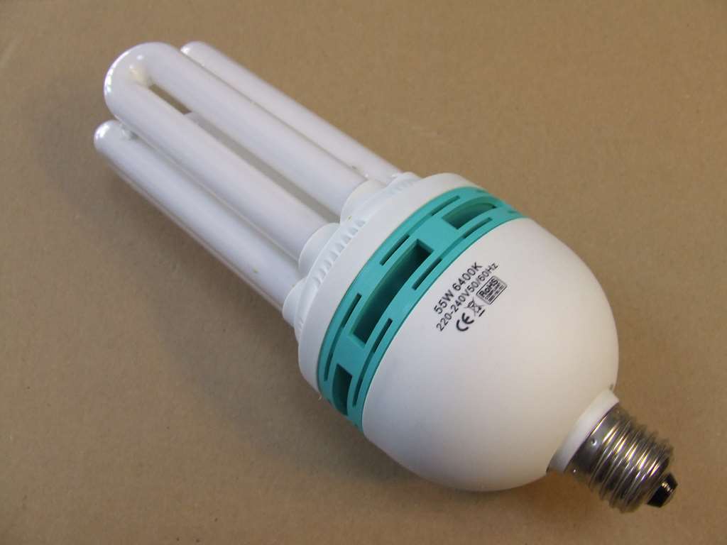 LAMPADA NEON 6400 KELVIN E27 55WATT 4U 220V LAMPADA NEON 6400 KELVIN E27 55WATT 4U 220V