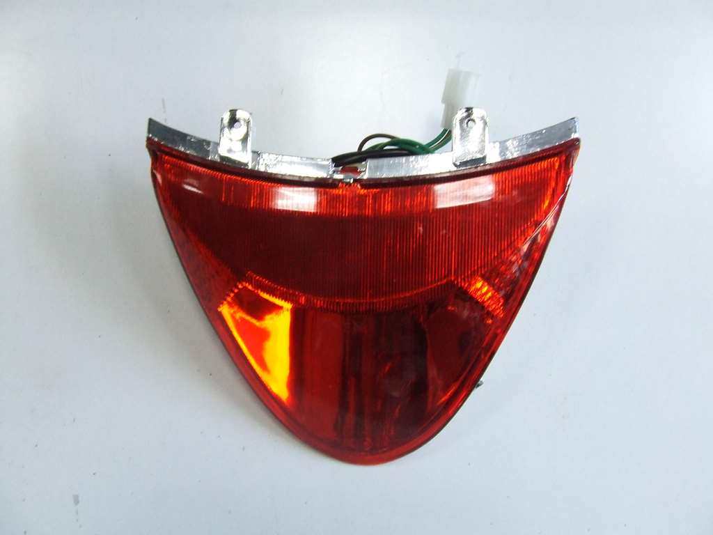LAMBRETTA PATO 151CC FARO POSTERIORE LAMBRETTA PATO 151CC FARO POSTERIORE