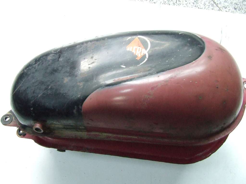 GILERA 150 CC SPORT 1958 SERBATOIO CARBURANTE USATO - Clicca l'immagine per chiudere