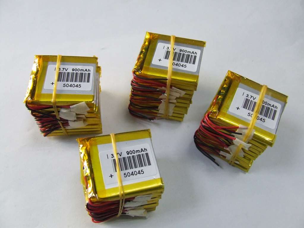 BATTERIA AI POLIMERI DI LITIO 43 X 40 X 5 MM 3,7 V 900 MAH