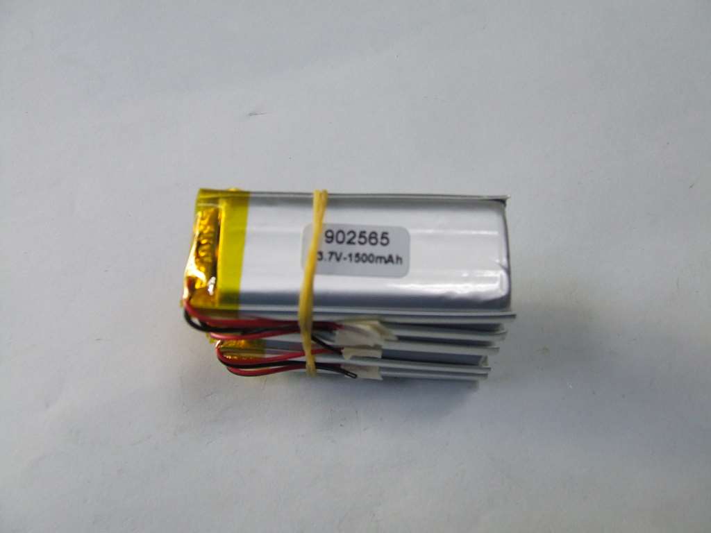 BATTERIA AI POLIMERI DI LITIO 60 X 25 X 10 MM 3,7 V 1500 MAH