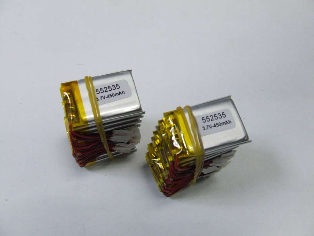 BATTERIA AI POLIMERI DI LITIO 35 X 25 X 6 MM 3,7 V 450 MAH