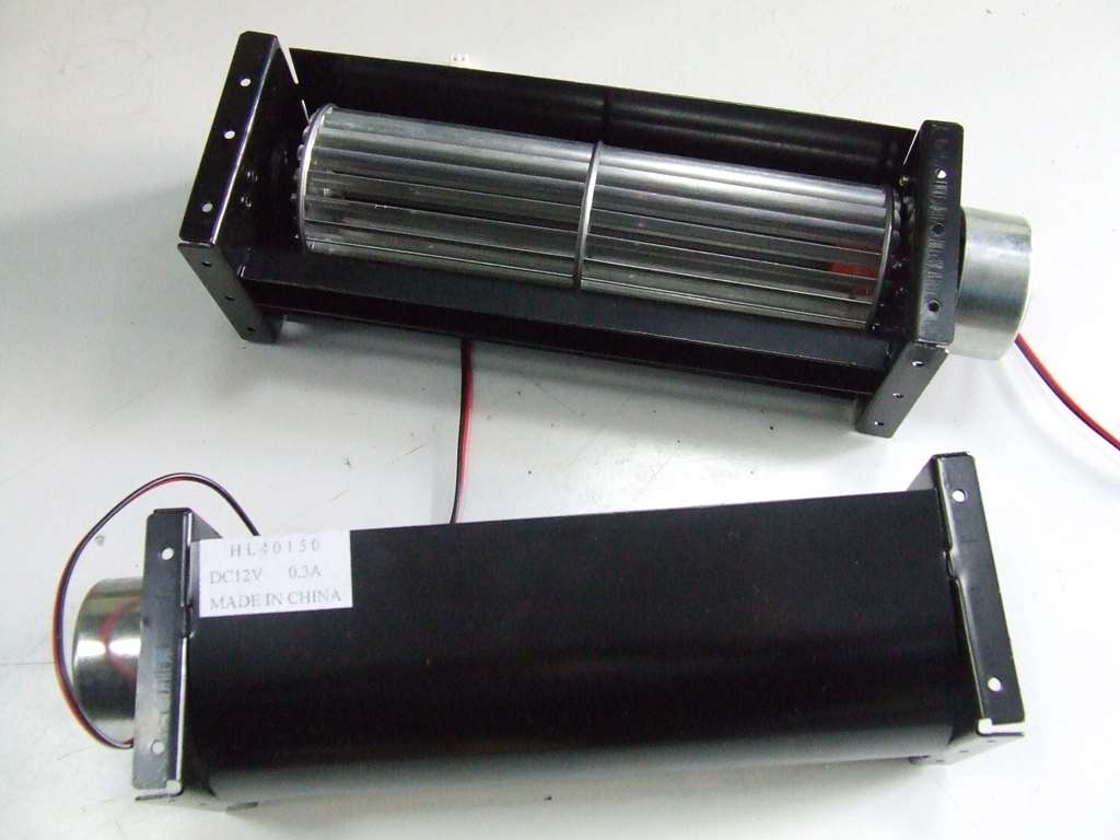 VENTOLA A SPINTA TANGENZIALE METALLICA 12 VOLT HL 40150 VENTOLA A SPINTA TANGENZIALE METALLICA 12 VOLT HL 40150