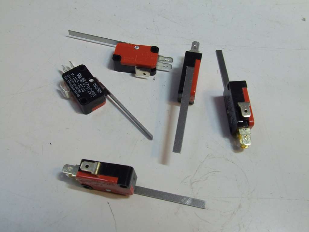 SWITCH CON LEVETTA LUNGA SWITCH CON LEVETTA LUNGA