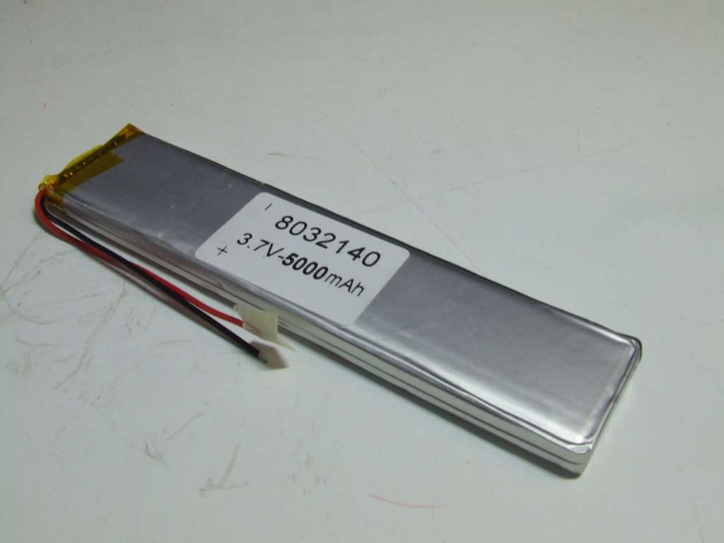 BATTERIA AI POLIMERI DI LITIO 140 X 32 X 8 MM 3,7 V 5000 MAH BATTERIA AI POLIMERI DI LITIO 140 X 32 X 8 MM 3,7 V 5000 MAH