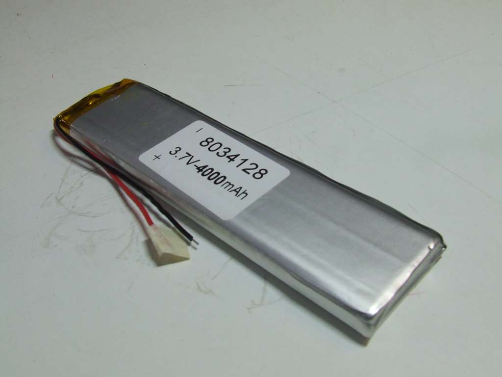 BATTERIA AI POLIMERI DI LITIO 130 X 34 X 8 MM 3,7 V 4000 MAH BATTERIA AI POLIMERI DI LITIO 130 X 34 X 8 MM 3,7 V 4000 MAH
