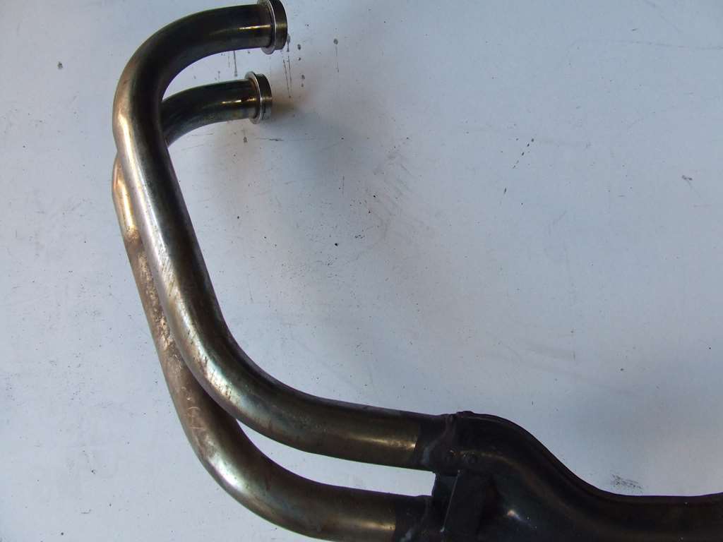 KAWASAKI GPX 750 1987 SCARICO LATO SINISTRO USATO KAWASAKI GPX 750 1987 SCARICO LATO SINISTRO USATO
