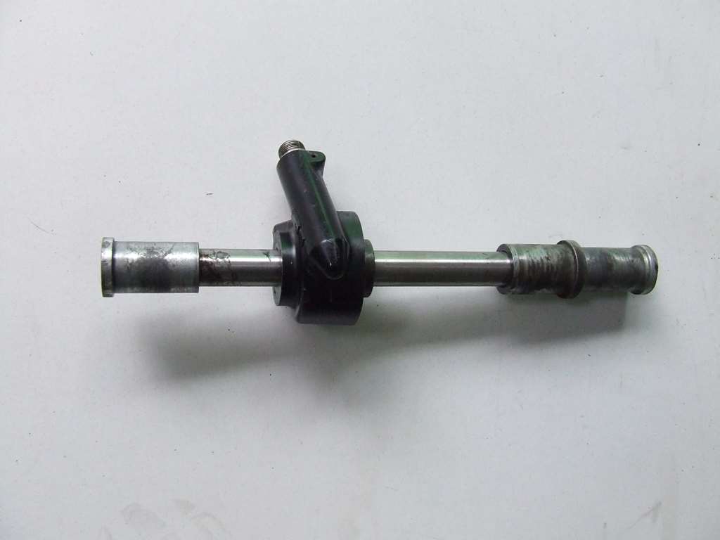 KAWASAKI GPX 750 1987 ASSE RUOTA ANTERIORE USATO - Clicca l'immagine per chiudere