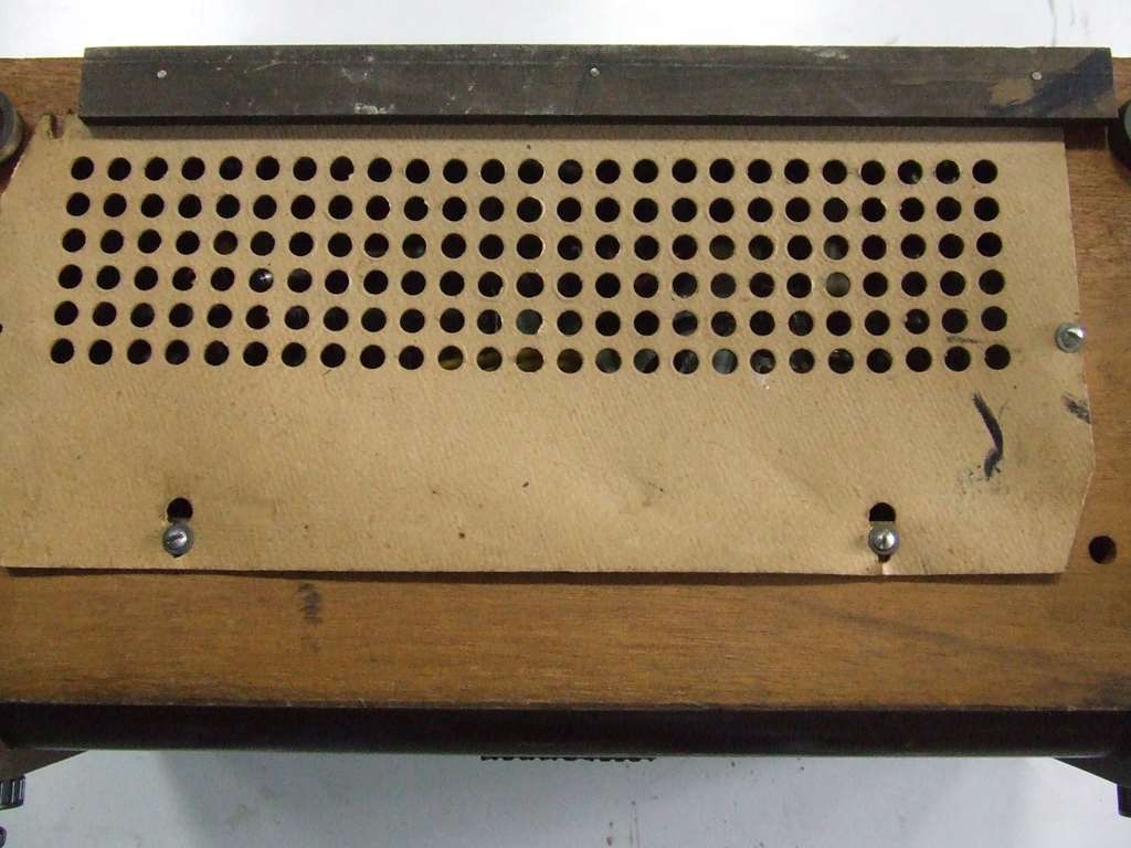 TELEFUNKEN RADIO EPOCA 1951 PERFETTAMENTE FUNZIONANTE