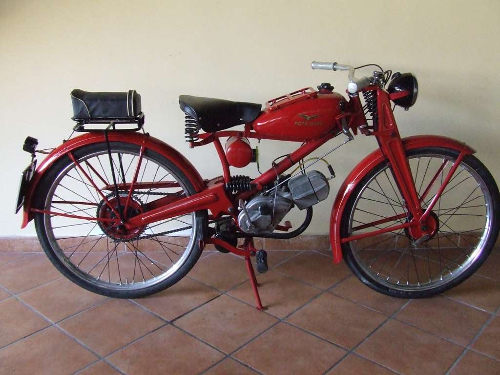 MOTO GUZZI MOTOLEGGERA GUZZINO MODELLO A 1947 65 cc 3 MARCE